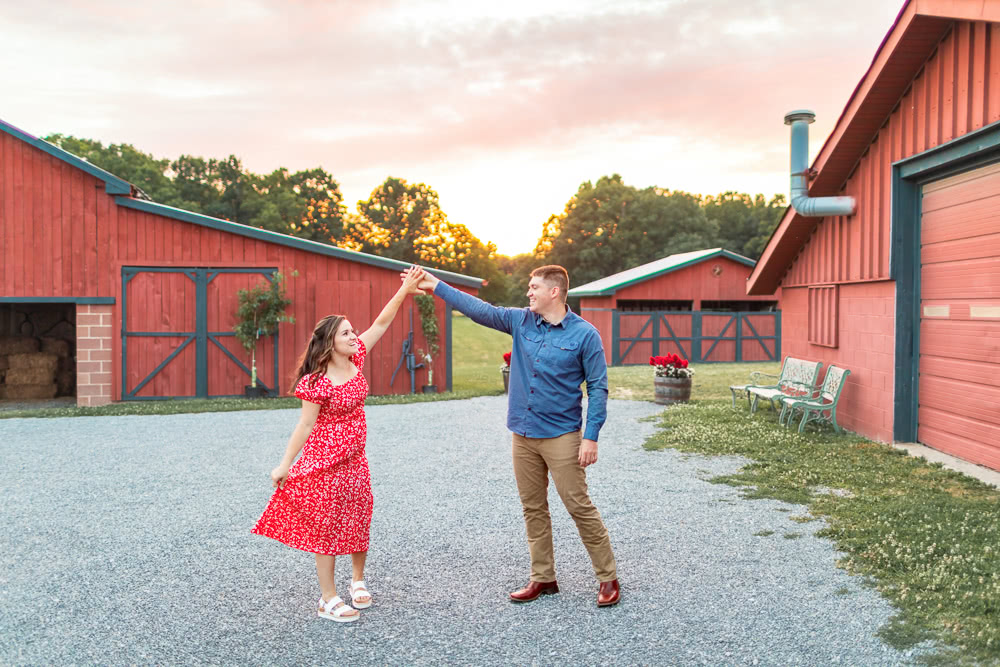 wedding-photographer-roanoke-blacksburg-christiansburg-engagement-couple-bride-groom-tg-imagine-photography-zoey-and-ethan-oak-grove-farm-beckley-wv-west-005