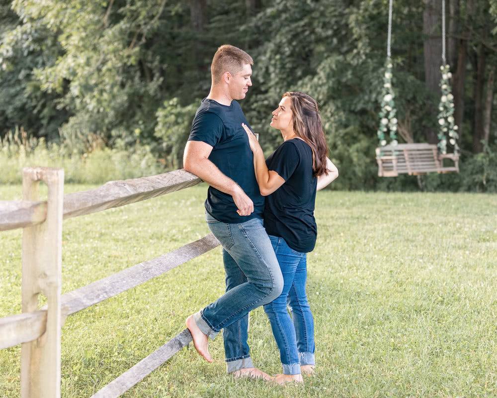 wedding-photographer-roanoke-blacksburg-christiansburg-engagement-couple-bride-groom-tg-imagine-photography-zoey-and-ethan-oak-grove-farm-beckley-wv-west-016
