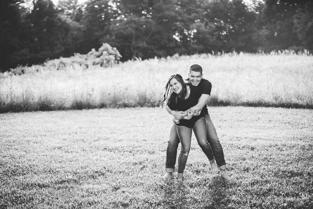 wedding-photographer-roanoke-blacksburg-christiansburg-engagement-couple-bride-groom-tg-imagine-photography-zoey-and-ethan-oak-grove-farm-beckley-wv-west-022