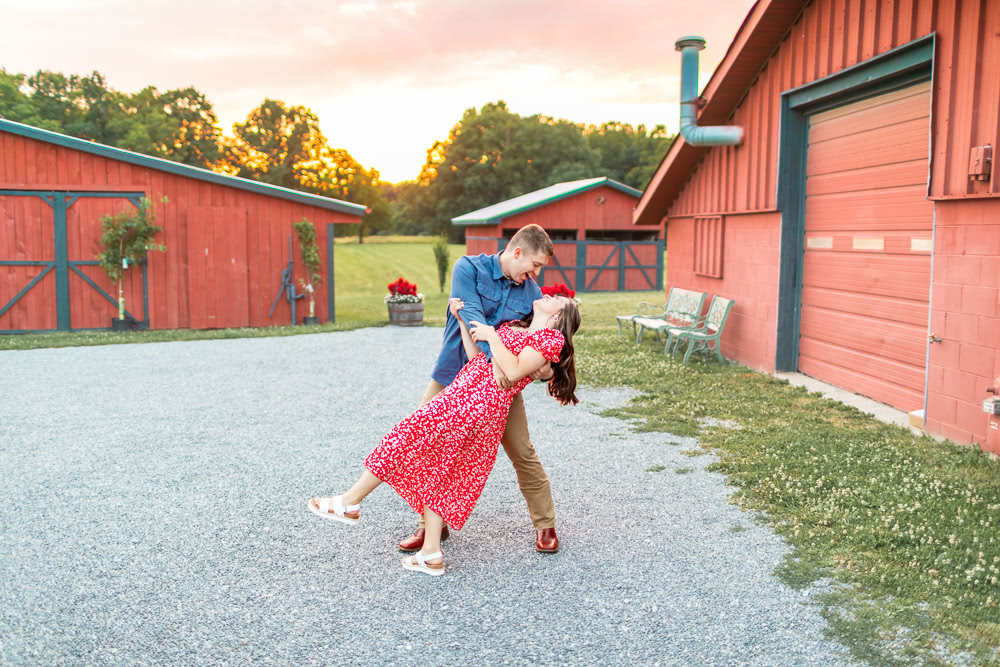 wedding-photographer-roanoke-blacksburg-christiansburg-engagement-couple-bride-groom-tg-imagine-photography-zoey-and-ethan-oak-grove-farm-beckley-wv-west-027