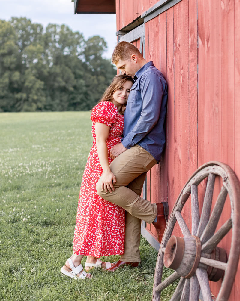 wedding-photographer-roanoke-blacksburg-christiansburg-engagement-couple-bride-groom-tg-imagine-photography-zoey-and-ethan-oak-grove-farm-beckley-wv-west-032