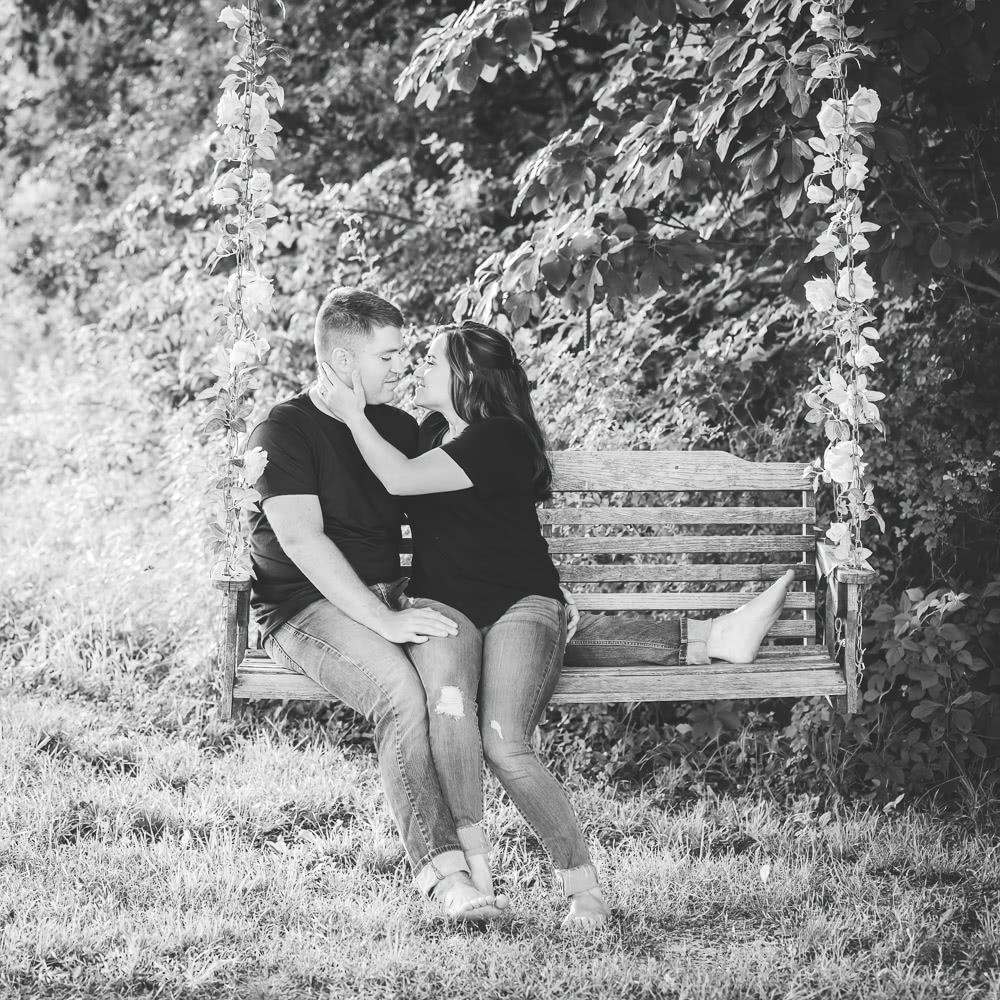 wedding-photographer-roanoke-blacksburg-christiansburg-engagement-couple-bride-groom-tg-imagine-photography-zoey-and-ethan-oak-grove-farm-beckley-wv-west-045