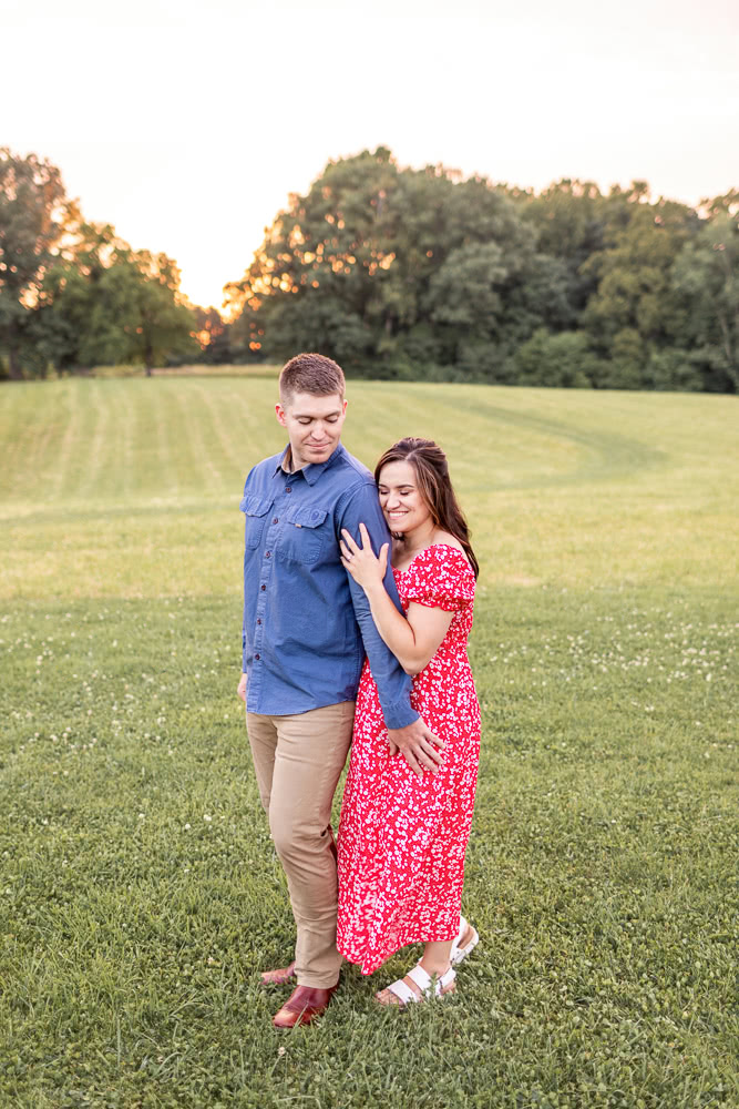 wedding-photographer-roanoke-blacksburg-christiansburg-engagement-couple-bride-groom-tg-imagine-photography-zoey-and-ethan-oak-grove-farm-beckley-wv-west-054