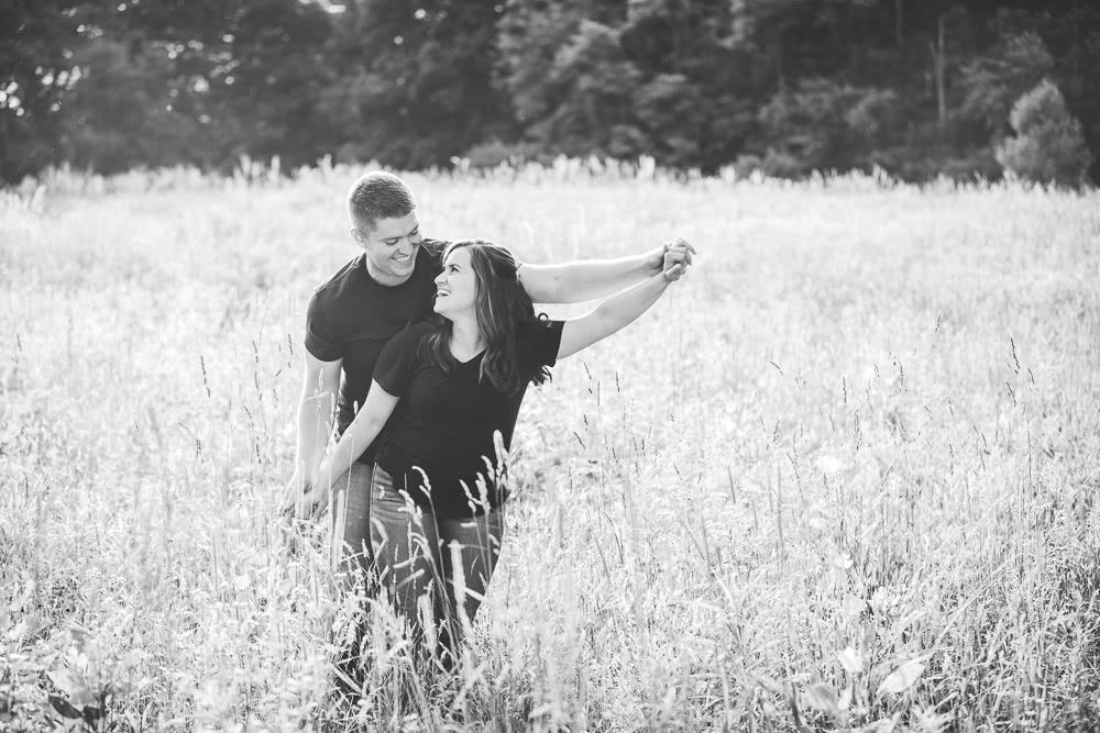 wedding-photographer-roanoke-blacksburg-christiansburg-engagement-couple-bride-groom-tg-imagine-photography-zoey-and-ethan-oak-grove-farm-beckley-wv-west-058