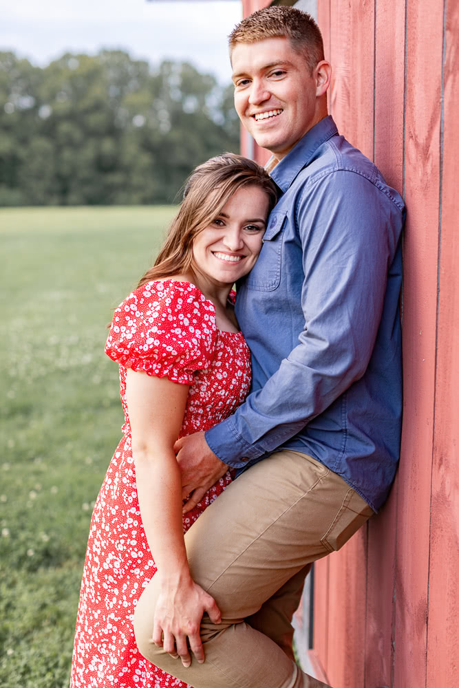 wedding-photographer-roanoke-blacksburg-christiansburg-engagement-couple-bride-groom-tg-imagine-photography-zoey-and-ethan-oak-grove-farm-beckley-wv-west-064